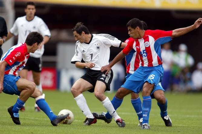 Hätten Sie gewusst, wer 2002 gegen Paraguay spielte?
