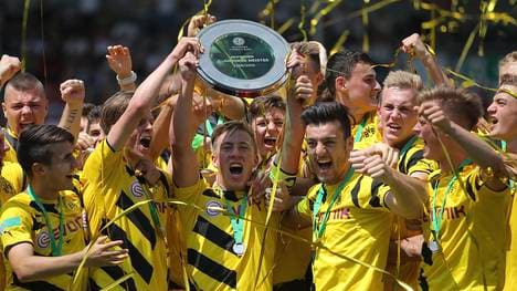 U17 VfB Stuttgart v U17 Borussia Dortmund  - B-Juniors German Championship Final