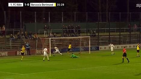 Die Reservemannschaft des 1. FC Köln schlägt die zweite Mannschaft des BVB