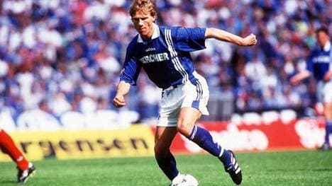 Schalkes Ingo Anderbrügge am Ball
