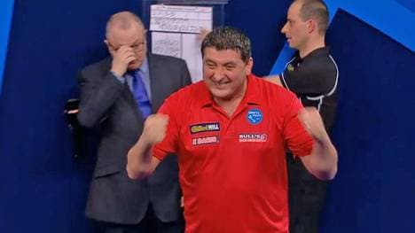 Mensur Suljovic muss lange um den Achtelfinal-Einzug zittern