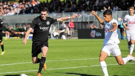 Marcel Wenig (li.) soll in Frankfurt behutsam aufgebaut werden