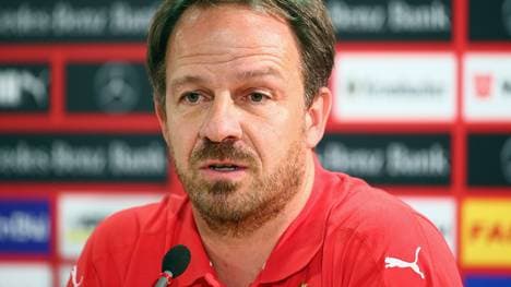 Alexander Zorniger muss mit dem VfB Stuttgart gegen Frankfurt ran