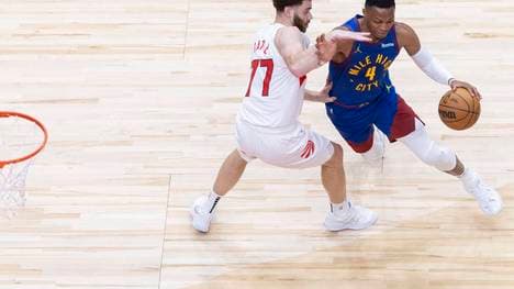 Russell Westbrook (r.) erzielte sein 200. Triple-Double