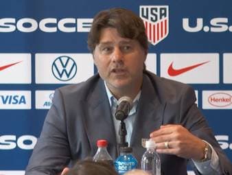 Mauricio Pochettino spricht über die Rolle von Giovanni Reyna im US-Team. Der Trainer betont, dass der Gladbach-Star der Mannschaft mit seinen Qualitäten und seiner Führungsstärke entscheidend helfen kann.
