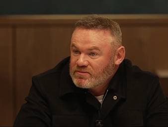 Wayne Rooney adelt Harry Kane im Podcast "Stick to Football" als den größten englischen Nationalspieler der Geschichte. Der Ex-Stürmer zieht dabei sogar einen Vergleich zur Entwicklung von Cristiano Ronaldo.