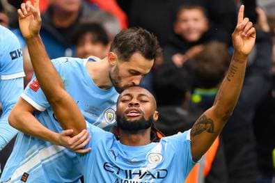 ManCity träumt dank Traumtor vom Triple