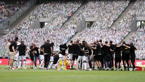In der kommenden Saison wollen die Gladbacher wieder vor echten Fans feiern