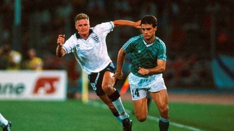 Thomas Berthold spricht erstmal über das Foul von Paul Cascoigne