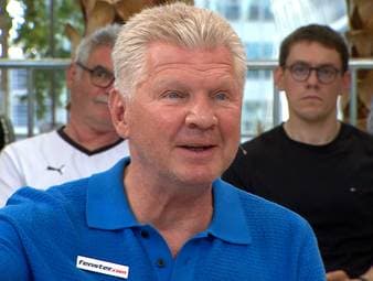 Die Runde im FIROCKX.ONE WM Doppelpass diskutiert über Leon Goretzkas Auftritt bei der Fußball-Weltmeisterschaft. Dabei äußert sich SPORT1-Experte Stefan Effenberg enttäuscht über den 31-Jährigen, nachdem dieser im Elfmeterschießen gegen Paraguay nicht angetreten ist.