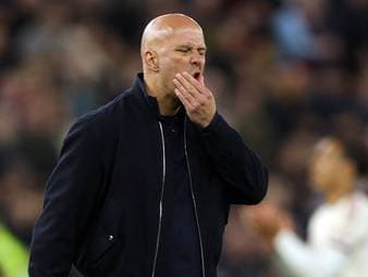 Der FC Liverpool hat sich mit sofortiger Wirkung von Trainer Arne Slot getrennt. Das gaben die Reds am Samstag bekannt. 