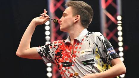 Ricardo Pietreczko greift beim World Matchplay ins Geschehen ein