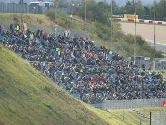 ADAC Formel 4: Tramnitz sorgt für Spannung