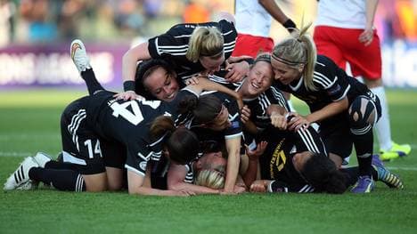 FBL-EUR-C1-GER-FRA-WOMEN-FRANKFURT-PSG