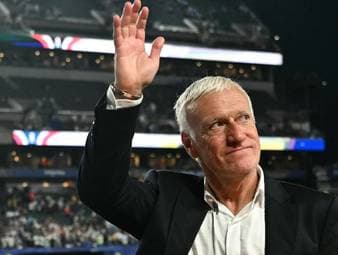 Deschamps nimmt Regenpause locker