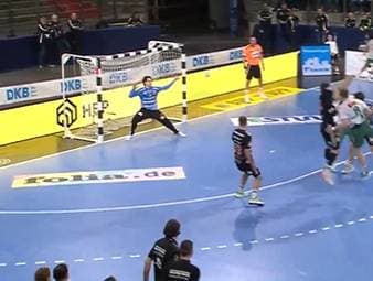 Die Highlights der Partie HC Erlangen - GWD Minden aus der Handball-Bundesliga im Video.