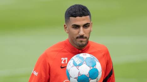 Aymen Barkok bleibt bei Eintracht Frankfurt