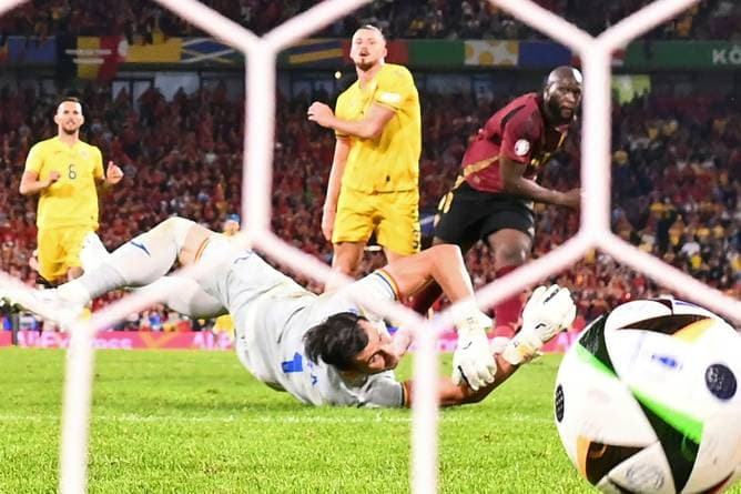 De Bruyne tröstet Pechvogel Lukaku