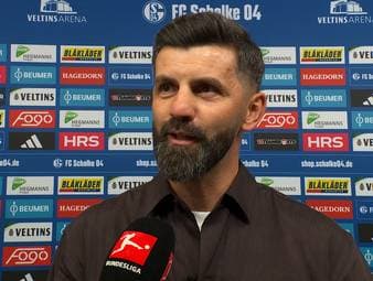 Der FC Schalke 04 zwingt dem deutschen Rekordmeister ein 0:0 ab. Nach dem Spiel erzählt Schalke-Coach Miron Muslic, dass sich der eine Punkt wie ein Sieg anfühlt. 