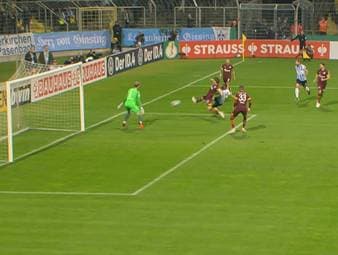 Für den FC Schalke 04 endet die Pokal-Saison bereits in der 2. Runde. Stefan Lex schießt den TSV 1860 München weiter. Alle Tore und Highlights im Video.