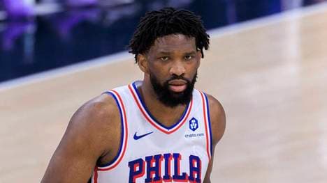 Joel Embiid musste sich einer Blinddarm-OP unterziehen