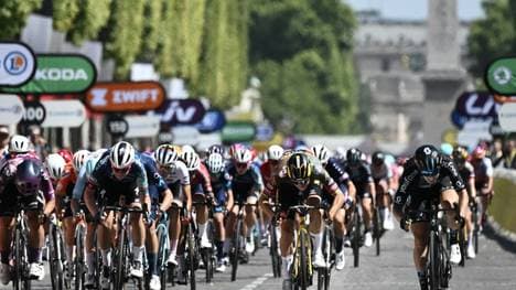 Die Tour de France der Frauen erlebt schwere Unfälle