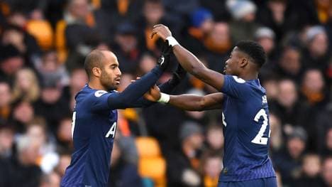 Die Tottenham Hotspur feiern einen wichtigen Auswärtssieg