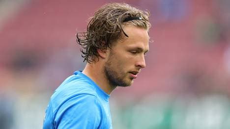 Arp wechselte 2021 zunächst auf Leihbasis nach Kiel