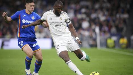 Rüdiger (r.) muss einen Rückschlag verkraften