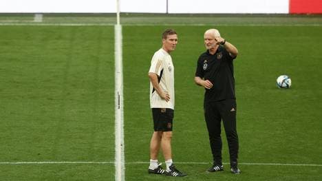 Hannes Wolf (l.) mit Rudi Völler