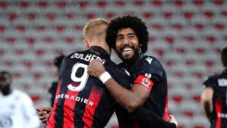 Dante (r.) fehlt Nizza mit einem Kreuzbandriss