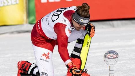 Manuel Feller gedenkt nach seinem Sieg einem verstorbenen Freund