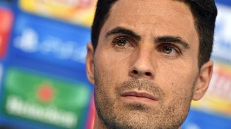 FBL-EUR-C1-DINAMO-ARSENAL-PRESS