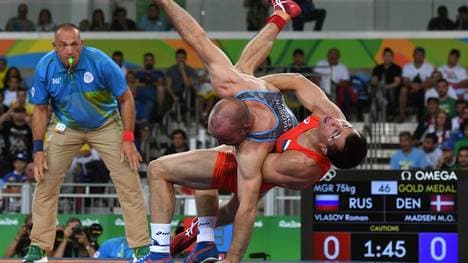 Wrestling - Olympics: Day 9