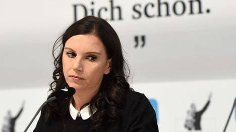 Teresa Enke will das Thema Depressionen hoch halten