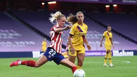 Turid Knaak (l.) spielt inzwischen für Atlético Madrid