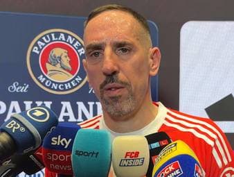 Einige Bayern-Legenden schätzen in der Mixed Zone am Rande des Legends Cups im Münchner SAP-Garden die Chancen des Klubs auf den Champions-League-Titel ein. 