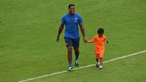 Patrick Kluiverts Sohn Shane (r.) spielt derzeit in der Jugend bei Paris Saint-Germain