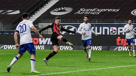 Luka Jovic traf nur zehn Minuten nach seiner Einwechslung für Frankfurt