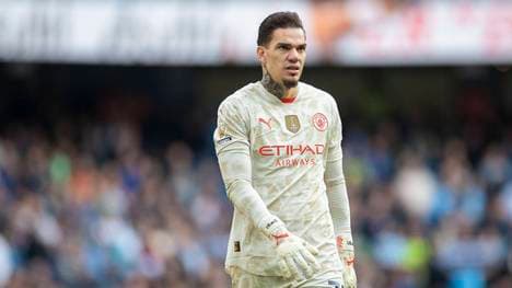 Ederson im Trikot von Manchester City