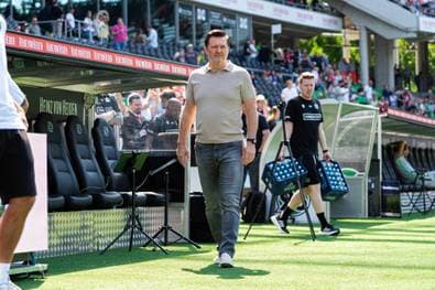Der erste Zweitliga-Coach soll bereits wackeln
