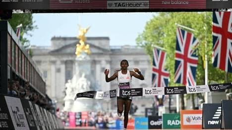 Tigst Assefa siegt mit Weltrekord in London