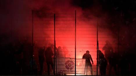 SOCCER JPL D26 ANTWERP VS ANDERLECHT Im Spitzenspiel gegen Standard Lüttich sorgten Anderlecht-Fans für den Spielabbruch