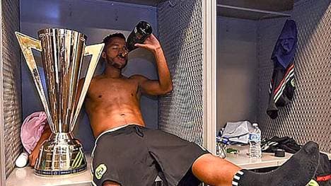 Giovani dos Santos feiert Mexikos zehnten Triumph im Gold Cup