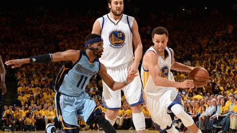 Memphis Grizzlies v Golden State Warriors - Game Five