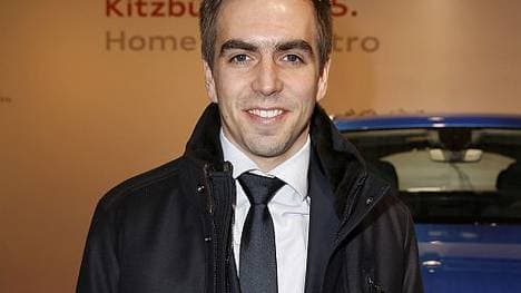 Bayern-Profi Philipp Lahm hat sich offenbar chinesisch gelernt.