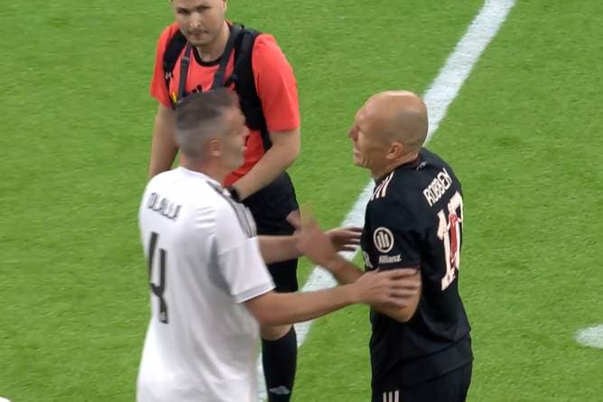 Hier geraten Bayern und Real aneinander