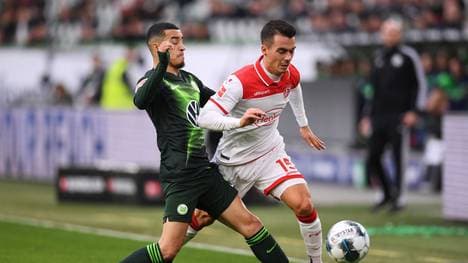 William erlitt bei einem Foul an Düsseldorfs Erik Thommy einen Kreuzbandriss