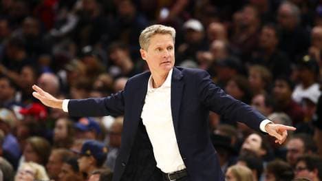 Steve Kerr ist seit 2014 Headcoach der Golden State Warriors