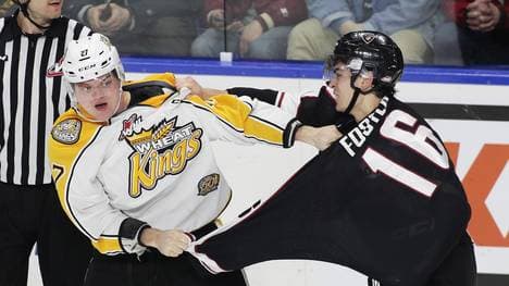 Reid Duke (links) spielte bis zuletzt für die Brandon Wheat Kings in der WHL